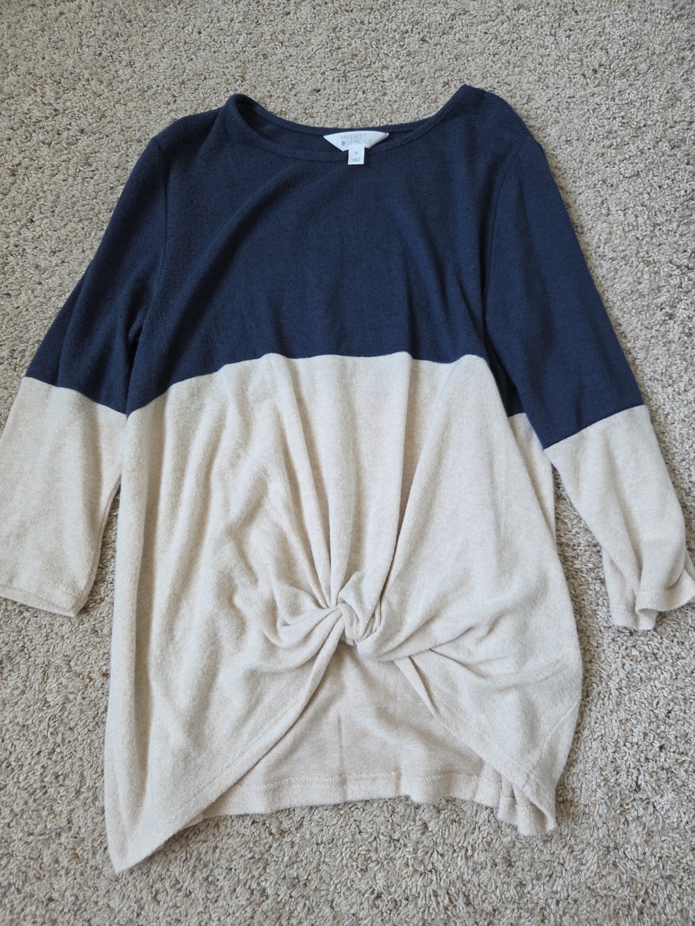 Market & Spruce Navy Knit Top